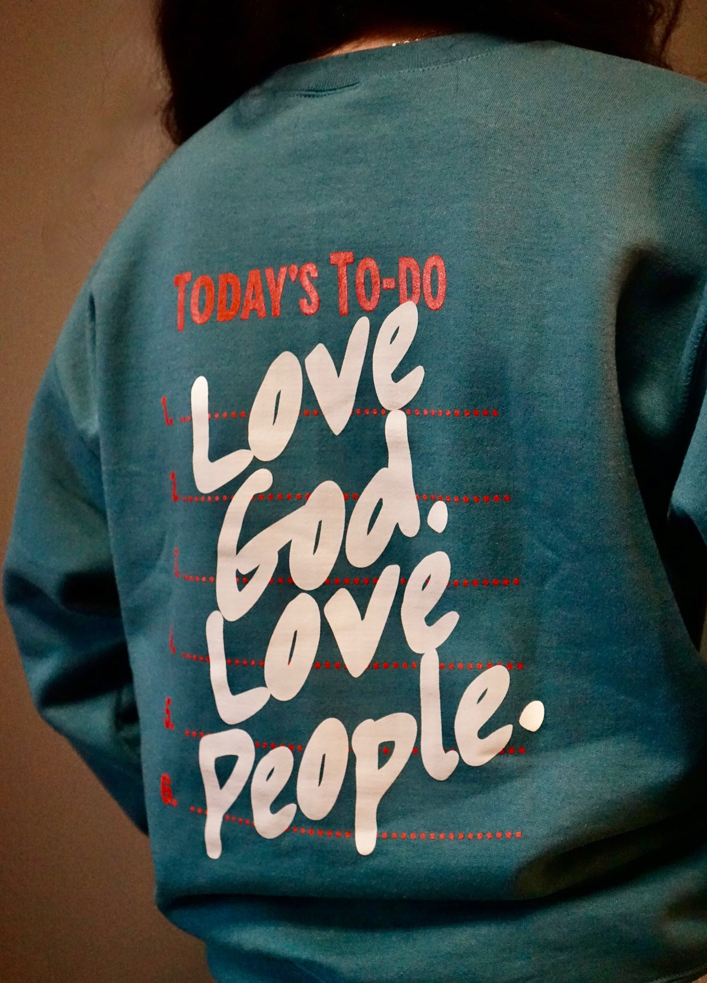 Love God Love People Pullover l Christian Pullover